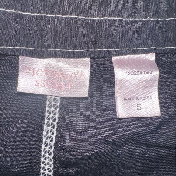 Victorias Secret NWOT woman’s Bermuda black shorts size Small - Picture 5 of 5
